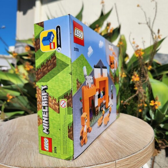 NEW LEGO MINECRAFT Fox Lodge House 21178 Drowned Zombie Toy Building Set - Picture 7 of 10